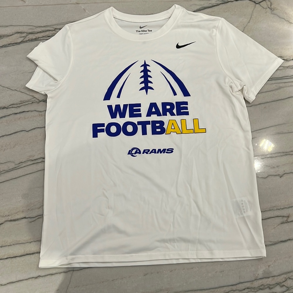 NWOT Nike Dri Fit White LA Rams Tshirt Size M